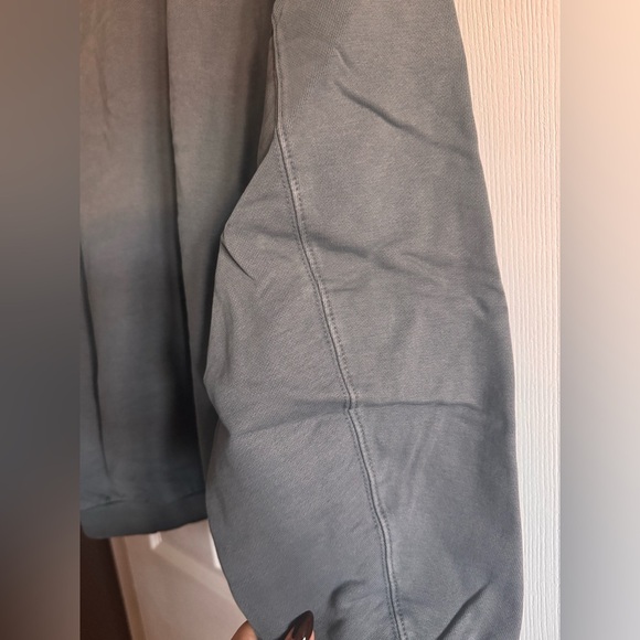 SKIMS Boyfriend Fleece Slouchy Half Zip Pullover in Zircon - Picture 6 of 6